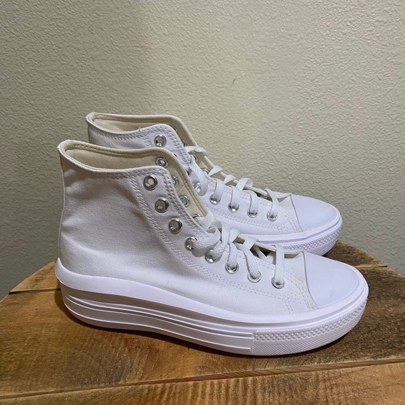 Converse Shoes - Converse Chuck Taylor All Star Move Platform Canvas Sneakers Women sz 9